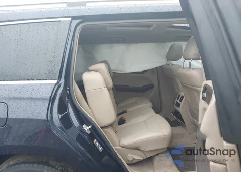 2015 Mercedes-Benz Gl 450 4Matic z USA, uszkodzony, nr VIN 4JGDF6EE5FA475665